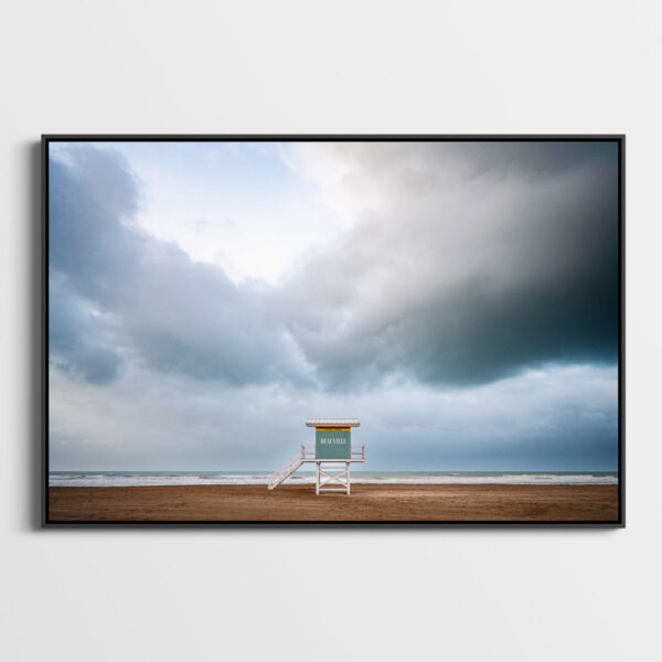 Storm on Deauville beach Sebastien Desnoulez tirage Fine Art Une image pour rever caisse americaine