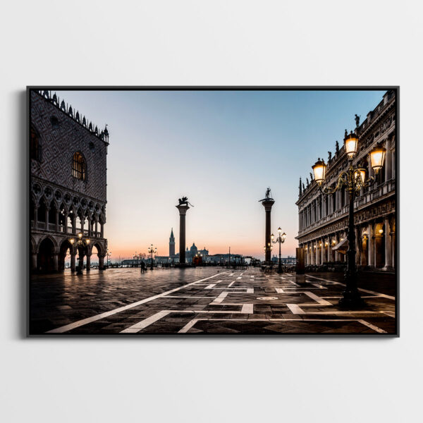 Venise s'eveille 1 Pierre Chancy Fine Art print Une image pour rever caisse americaine